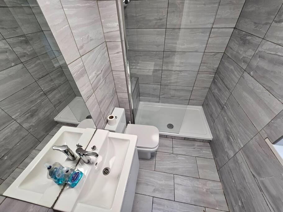 Apartament Peaceful And Elegant Londyn Zewnętrze zdjęcie