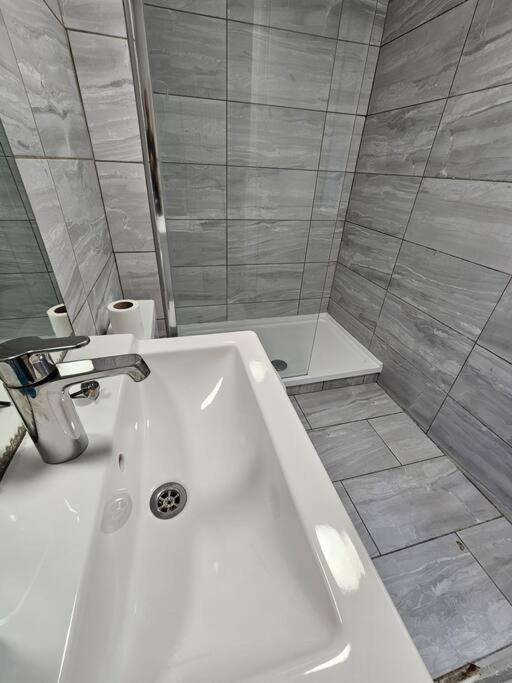 Apartament Peaceful And Elegant Londyn Zewnętrze zdjęcie